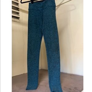 Beyond Yoga midrise long legging size small